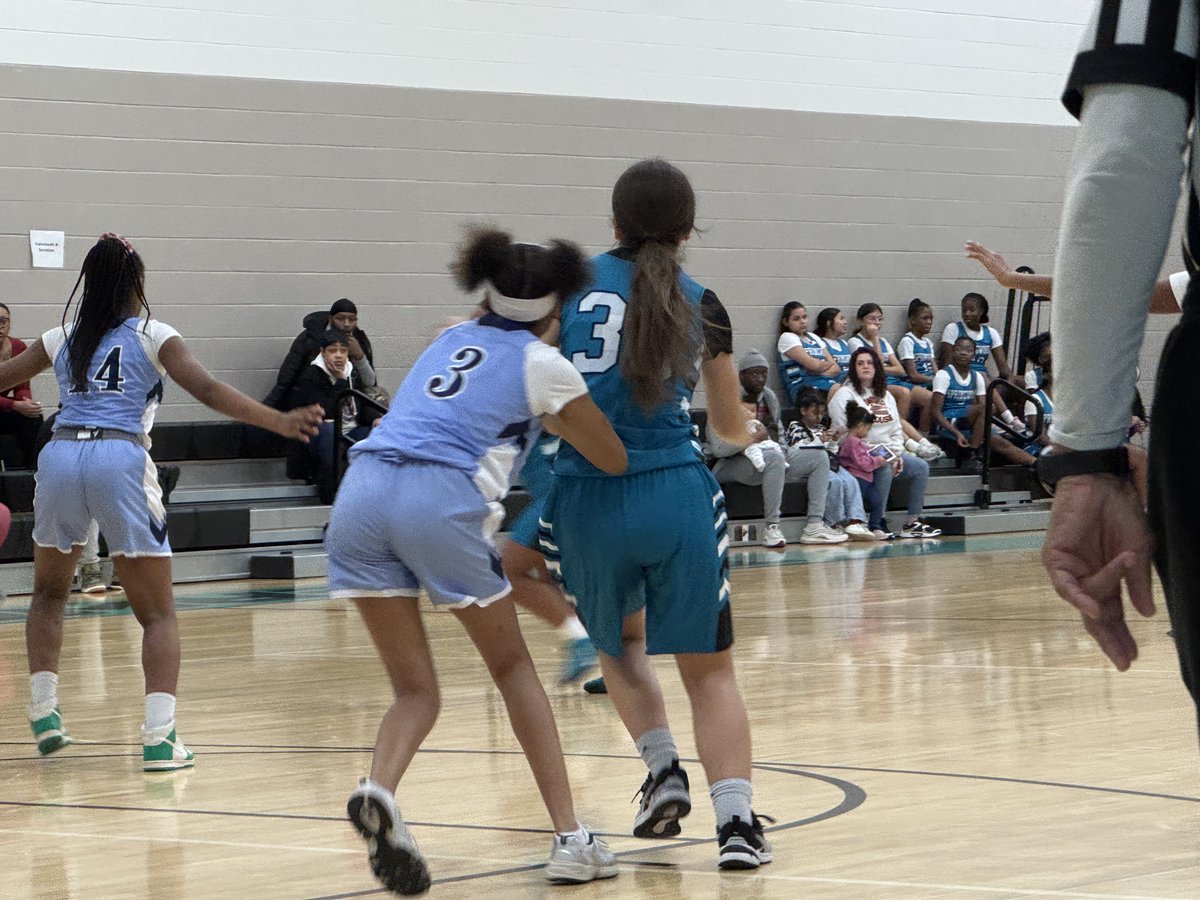 Coach Derrell Oliver tweet media