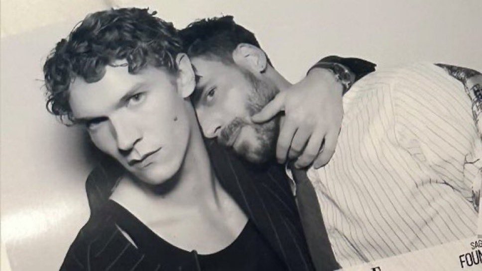 LetThemLive81's tweet photo. Your telling me that you see these two men and you don’t immediately think….kiss kiss kiss… wild and delusional…couldn’t be me 💅 https://t.co/Jh17MASlQn