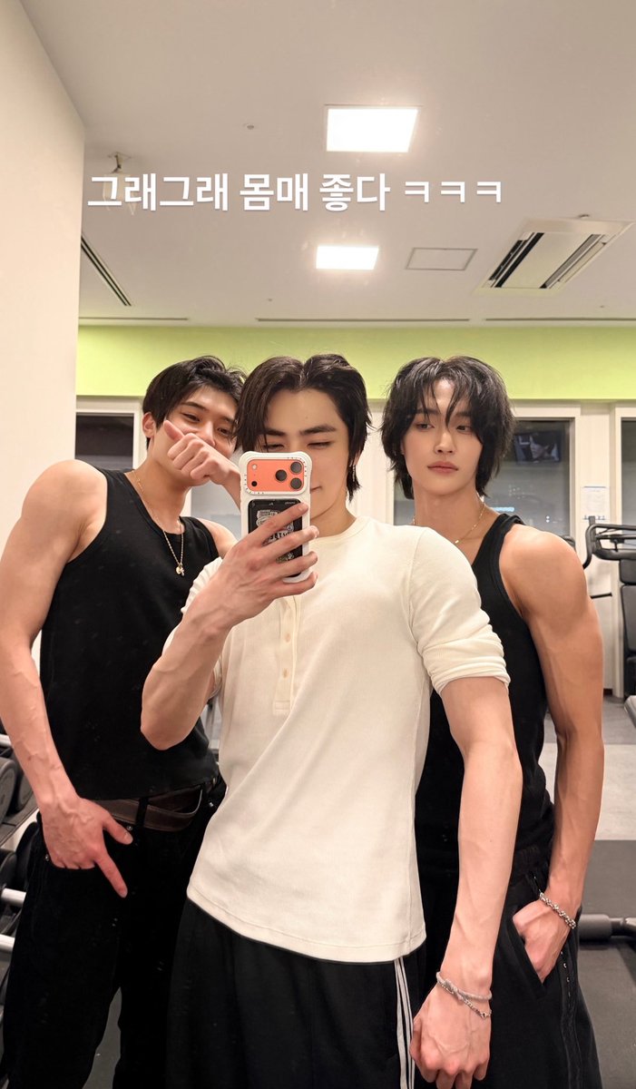 sionarchives's tweet image. #SION VIA XIAOJUN'S INSTAGRAM STORY