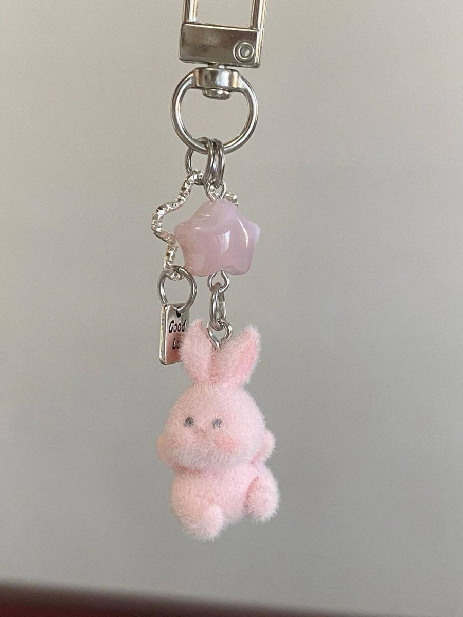 haechipeachy_id's tweet photo. 𐙚 pre - order keychain pink bunny jaemin 𐙚

💸 20k dp 10k
✅ Bersih Ina
🚚 handcarry if any slot / ship regular
✅ GO Line
💌 Chat for join GO : https://t.co/f2jzEF4c3b

wts keyring keychain jaemin bunny pink bunny keychain jaemin keychain puppy cat cute stuff https://t.co/bzz98hXAF2