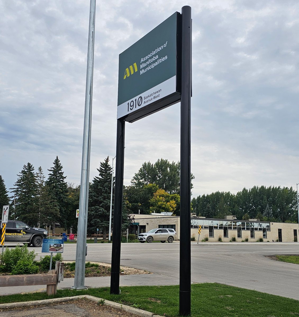 ProimageSigns1's tweet image. Proud to have brought the new @AMMManitoba brand to life with a striking new raised panel with custom channel letters, and a vibrant LED flex face sign box. Transforming spaces with standout signage!    #Signrefresh