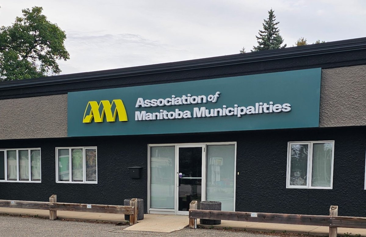 ProimageSigns1's tweet image. Proud to have brought the new @AMMManitoba brand to life with a striking new raised panel with custom channel letters, and a vibrant LED flex face sign box. Transforming spaces with standout signage!    #Signrefresh