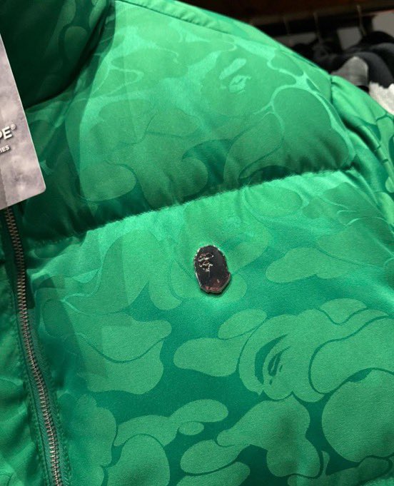 grailedpolice's tweet image. A Bathing Ape Coat