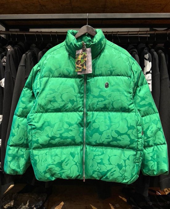 grailedpolice's tweet image. A Bathing Ape Coat