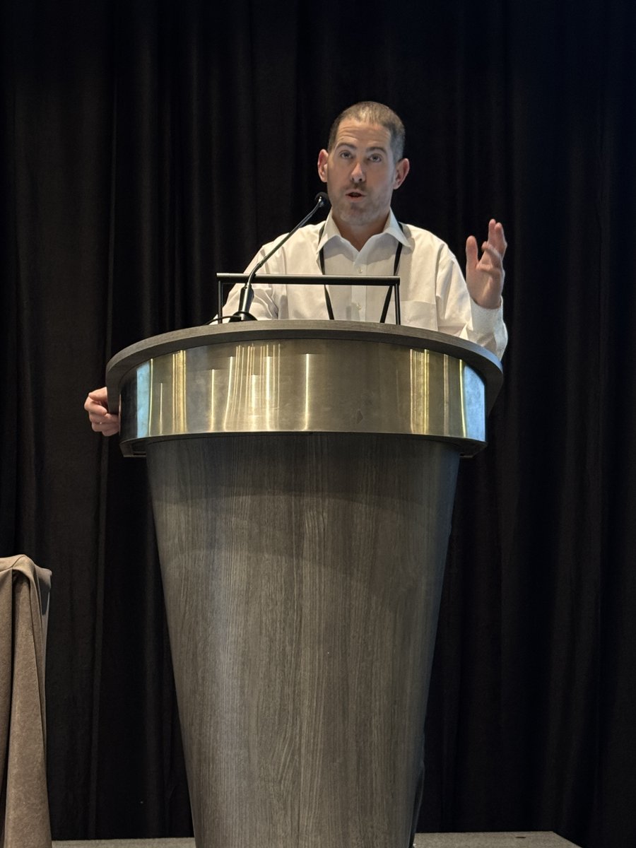 MoffittNews's tweet photo. Live from #AdvancesInUrology: Brandon Manley, MD walks urologists through Prostate MRI 101, discussing why imaging matters and key criteria that can help inform prostate cancer decision-making.

Key takeaways:
• MPR MPRI is the gold standard for prostate cancer detection and staging.
• MRI technique and quality control is crucial.
• Prostate cancer can be multifocal.
• Transition zone cancer is not as uncommon.
• Large FOV images for evaluations of LNDS and bones.
• Awareness of pitfalls.