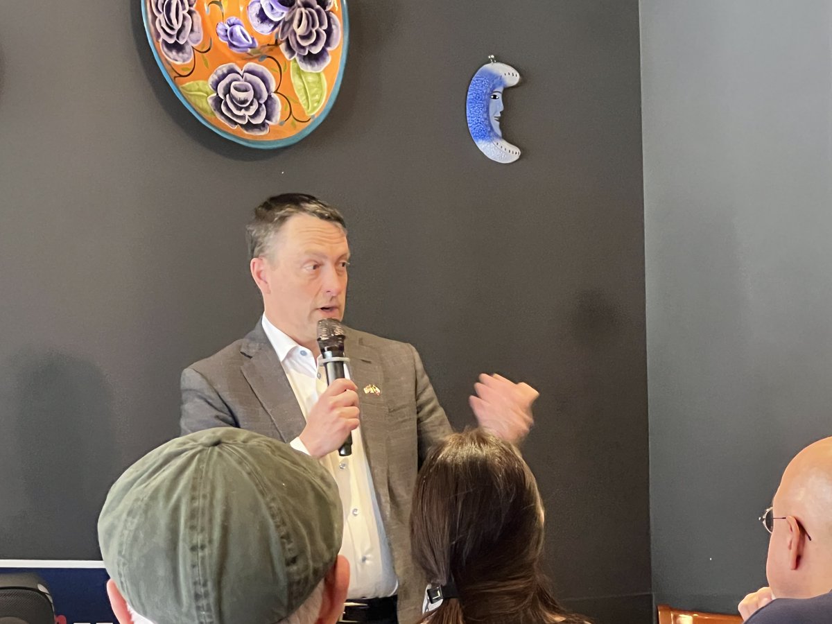 Energy_Patriots's tweet photo. Thomas Smith for Texas Court of Criminal Appeals spoke this morning at Energy Corridor Patriots! 🇺🇸 

Thank you @smithfortx for joining us to discuss the current status of the American legal system, the lawless judges we must remove, and the terrible laws we must change. https://t.co/LnpvkS1oWq