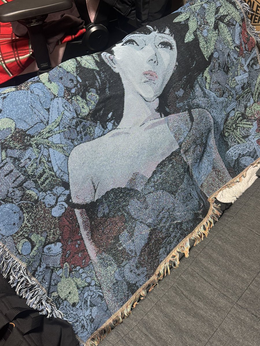 𝘪𝘯 𝘵𝘩𝘦 𝘱𝘰𝘰𝘭 tweet media