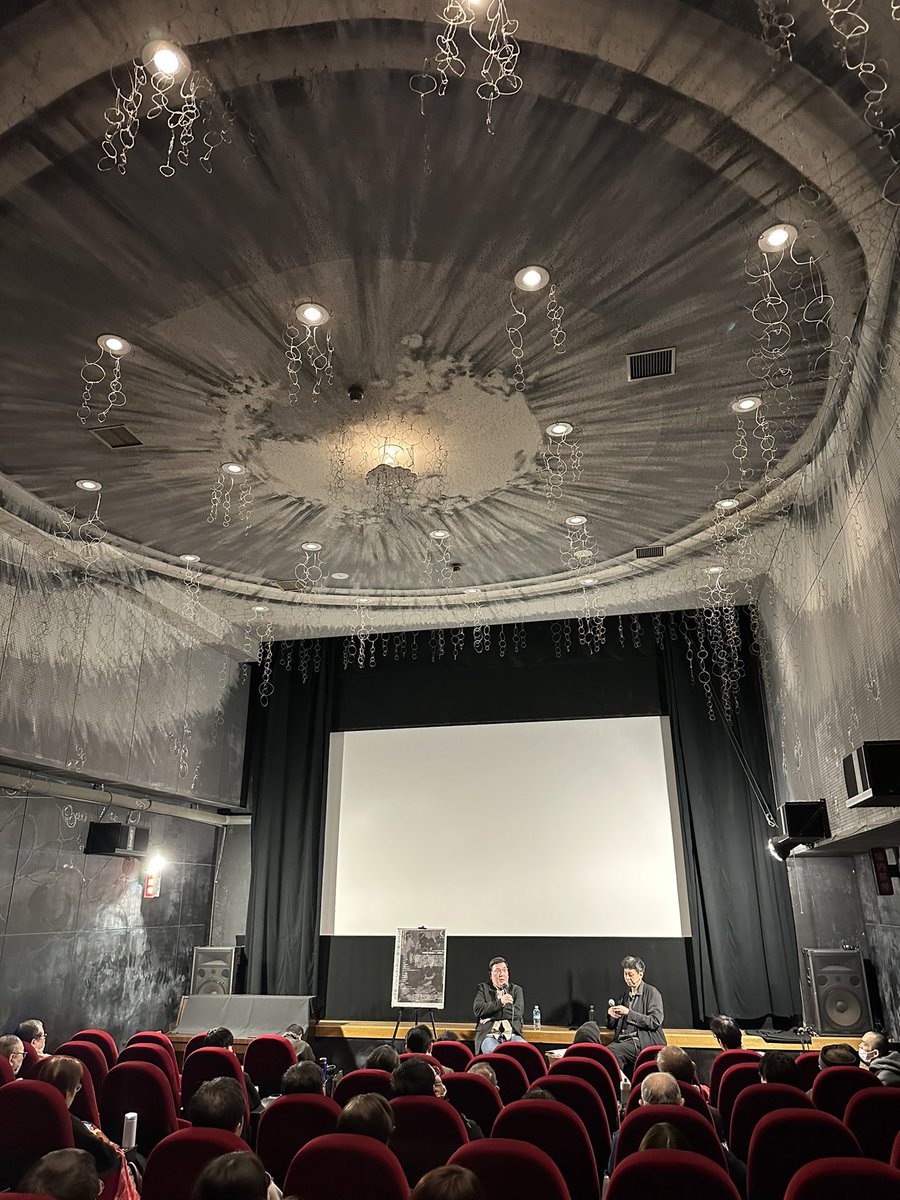 『すべて、至るところにある』リムカーワイ tweet media