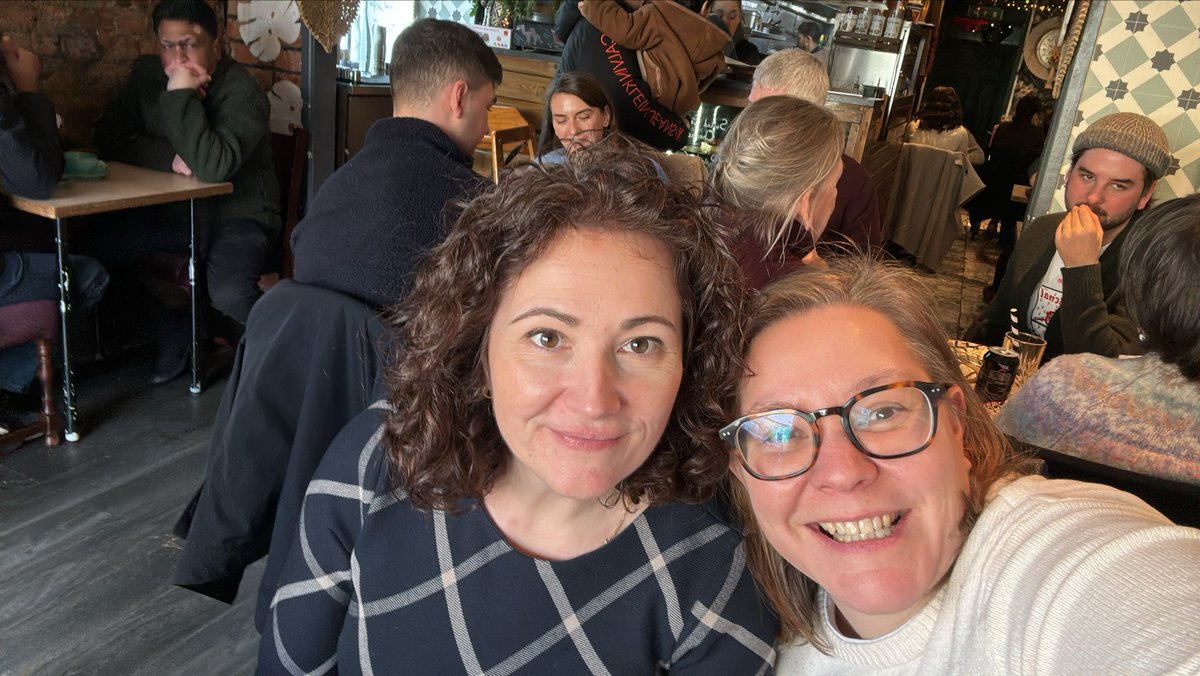 annaturley's tweet photo. Brilliant to welcome the wonderful Angeliki Stogia as our @UKLabour candidate for Gorton and Denton!
She’s got a fantastic track record of delivery &amp; will fight a campaign of positivity &amp; unity! ❤️🌹 https://t.co/a9lmo9EsKK