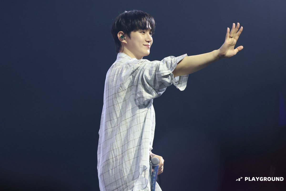 Nataliemiumiu tweet media