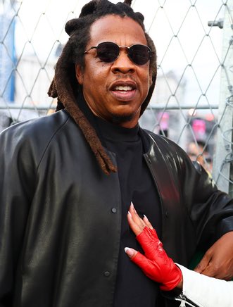 RapCultureBuzz's tweet image. TMZ c*ck sucker/founder Harvey Levin noticeably skipped over Jay-Z being mentioned in the newly released Epstein files

Despite aggressively covering nearly every other celebrity named