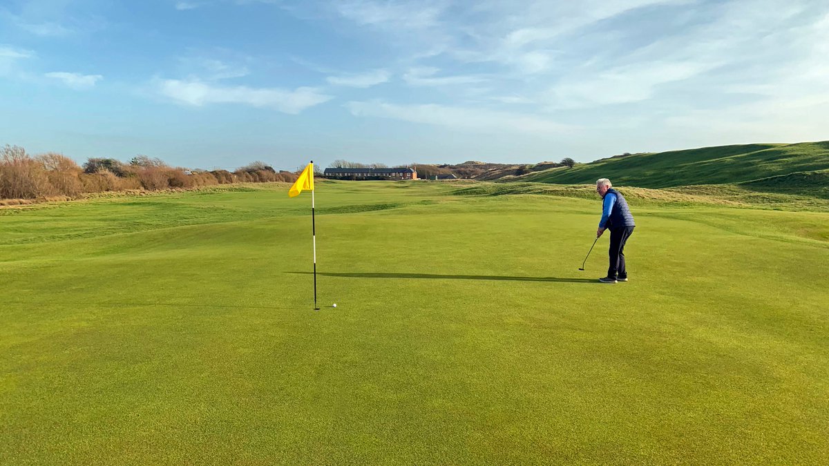 Rob Smith tweet media