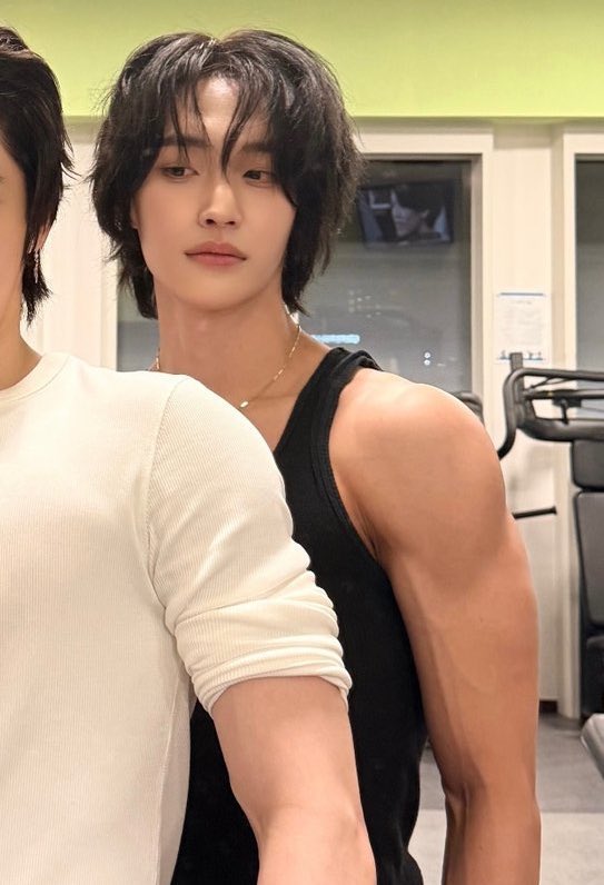 #. ฝันร้ายโรงยิม
#. อวสานอกไก่
#. ภัยพิบัติโปรตีน
#. ตัวเต็งเมะกล้ามใหญ่
#. ไก่ย้ามกล้ามใหญ่