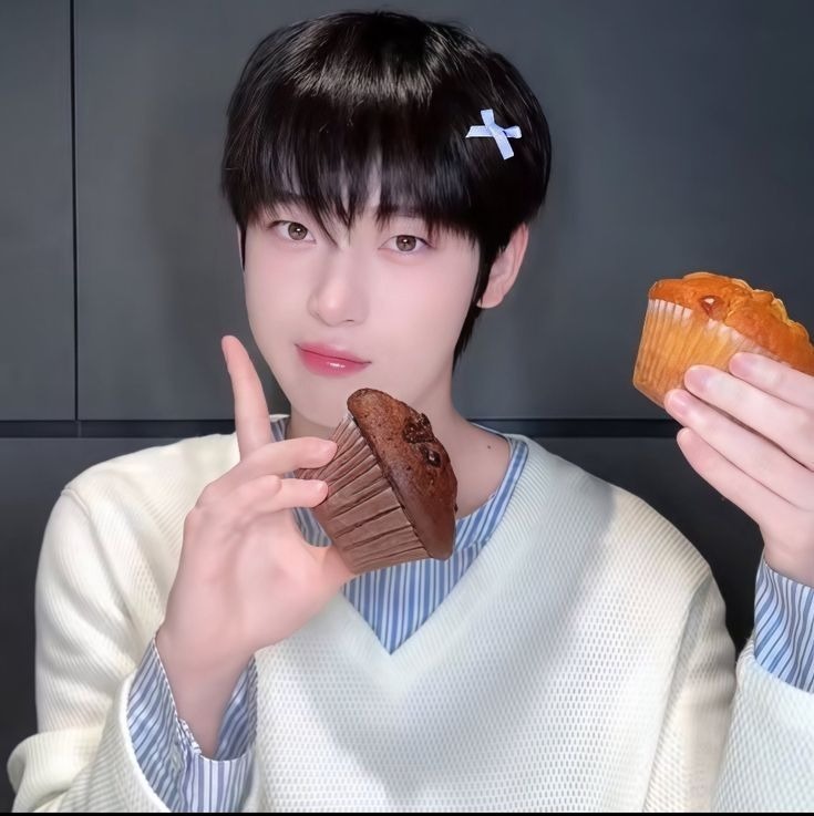 bxbmfss's tweet photo. 🥦 Hei there! Currently searching for a 72H partner. Anyone up for it? I need someone who can keep up and balance my bubbly &amp; chaos energy because I yap—a LOT, like seriously nonstop. And, I label myself as a sub. If u r my members/enthu get free pass! https://t.co/0eH5WTuOw0