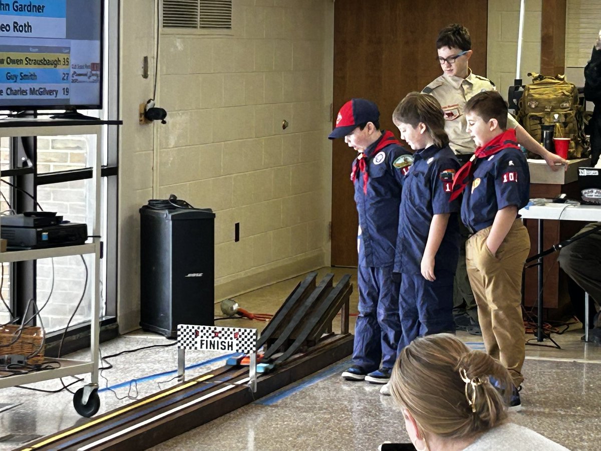 MrsBoyleAWLS's tweet photo. Building character AND Pinewood Derby cars 🚗💨 The Portrait of a General values teamwork, curiosity, and grit — exactly what they practice every day in Cub Scouts! #ScoutLife #PortraitOfAGeneral #community https://t.co/C6IYkQEw6V