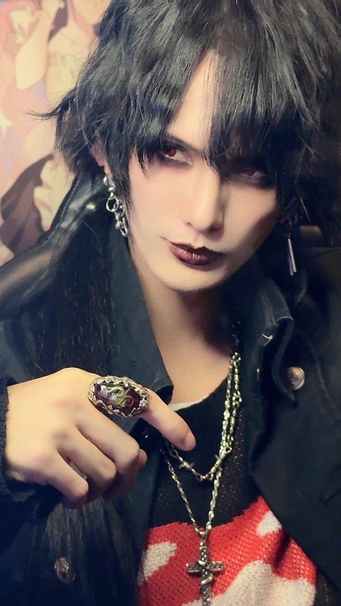 HUMANOID 666♈🦇 tweet media