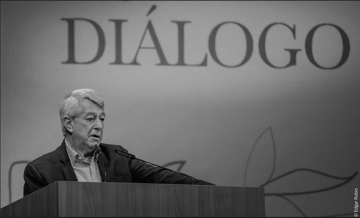 dialogopazmx's tweet photo. Escuchamos análisis profundos sobre las raíces de la violencia, compartimos metodologías que ya están transformando comunidades y abrimos espacios donde el diálogo se volvió encuentro, memoria y compromiso. https://t.co/a6X8DEEos7