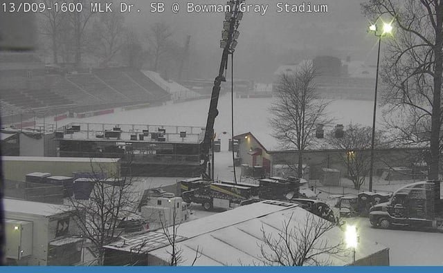 TrueSouthernUSA's tweet image. What a rare sight. ❄️ @CLTMotorSpdwy  We all know that winter time in the south runs from January to early April, but these types of events are rare as it is. 
#southernsnow @nascar