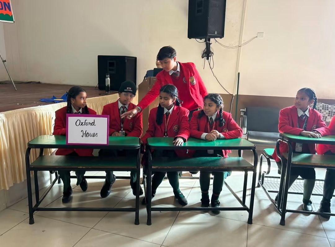 🇮🇳 Inter-House Quiz @ STS World School 🇮🇳

On Republic Day, STS World School hosted an exciting Inter-House Quiz for Classes III–VIII.
🏆 Cat. I: Cambridge, Harvard &amp; Oxford – 1st | Stanford – 2nd
🏆 Cat. II: Stanford – 1st | Oxford –2nd
