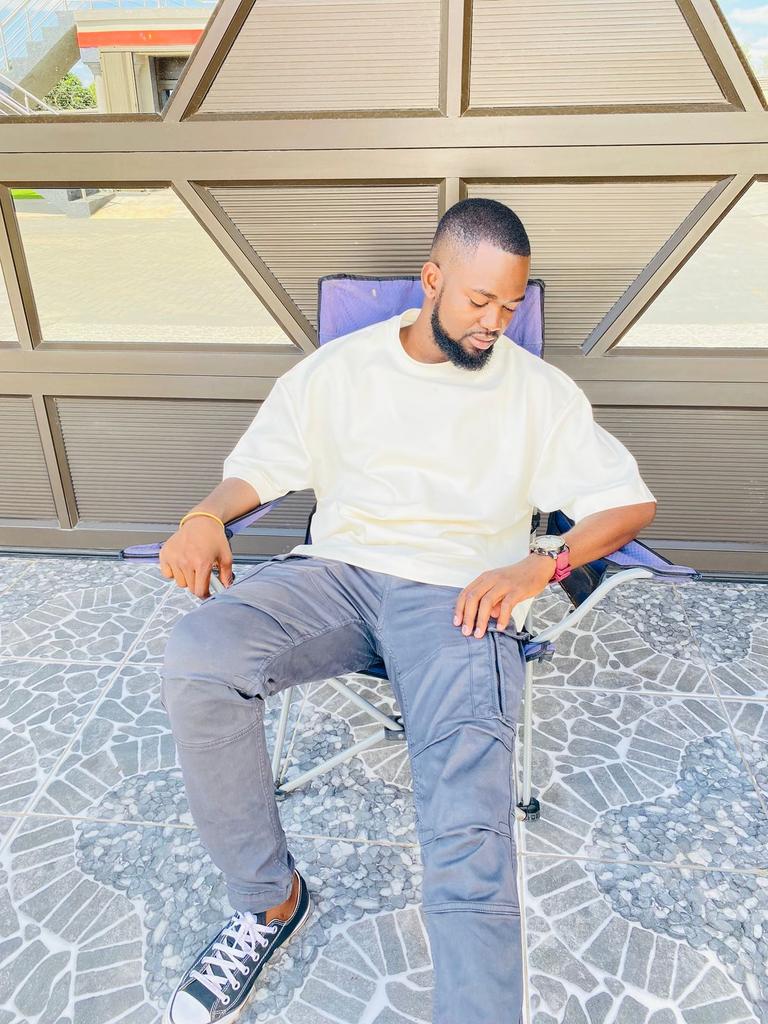 EasyManyike's tweet photo. I have been COUNTED out so many times i couldn't COUNT it.😈😎 https://t.co/dC60Kr4MU8