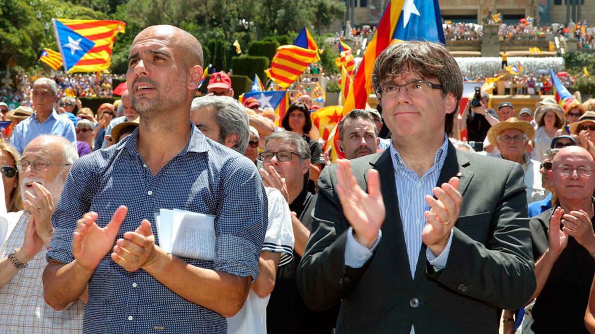 perinno's tweet photo. I desgràcies com aquesta!
➡️ 👴🏻👦🏻
#pujolistes 🇪🇦
#convergentada 🇪🇦
#processistes 🇪🇦
#NiOblidNiPerdó
#esborrem_los 💙
👇🏻
https://t.co/BfQu0taHrl
©️perinno🏌🏻♂️ https://t.co/8oLVooySxw
