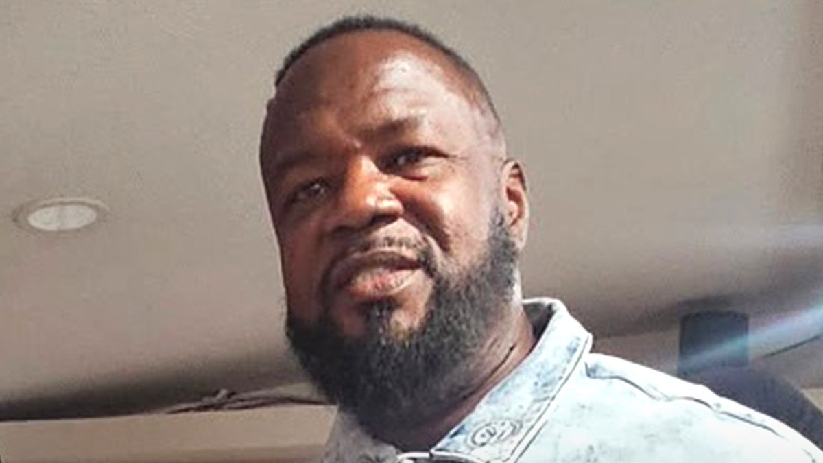 TMZ's tweet image. DJ Michael '5000' Watts Dead at 52 tmz.me/wHembqw