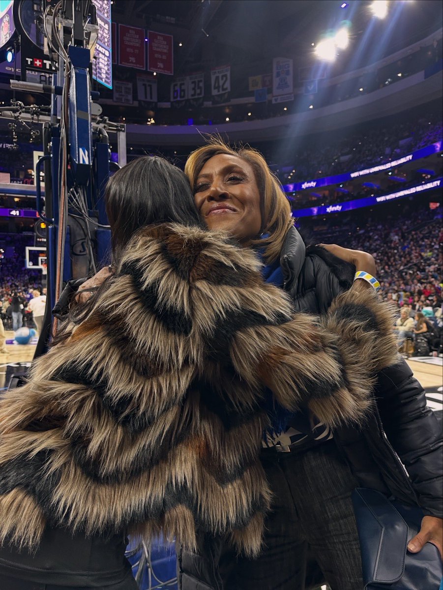 MorganParrishTV's tweet photo. Incredible night at the @Unrivaledwbb game last night!! So grateful for the experience @WNBA https://t.co/vPDljBf9Dt
