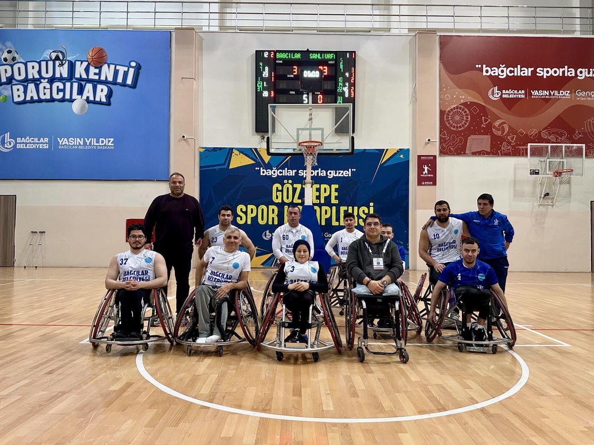 BagcilarBld's tweet photo. Süper Galibiyet 🏀

Süper Lig’de mücadele eden Tekerlekli Sandalye Basketbol takımınız kendi evinde karşılaştığı maçta Astor Enerji Şanlıurfa takımını 83-73 yenerek önemli bir galibiyet elde etti. 

Sporcularımızı ve teknik heyetimizi tebrik ederiz. 👏 https://t.co/czNyHDvMRk
