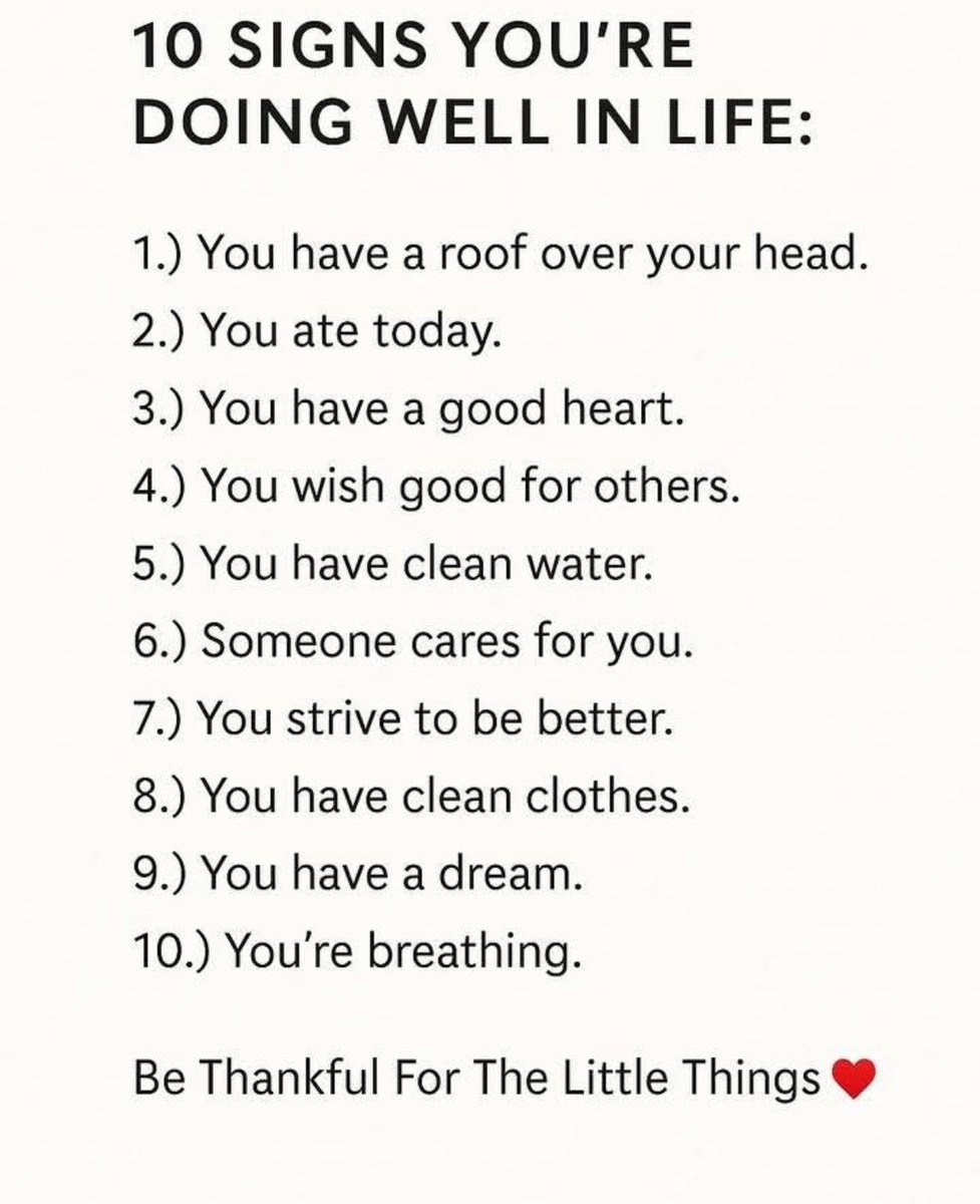 SaskFit's tweet photo. #motivationsaturday 

I find at times, people go straight to the things they do not have, failing to realize all the blessings right infront of their eyes. 

Be grateful for all the things and consider yourself lucky if you have any of these 10 things! 

#SASKFIT #SKFT #SASKPROUD https://t.co/fa7KsIgZDp