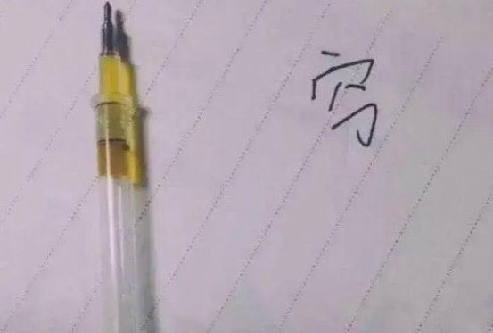 自从NFT凉了，就再也没赚过钱了
有时候真想给别人两巴掌，至于为什么不是给自己两巴掌，因为我怕痛