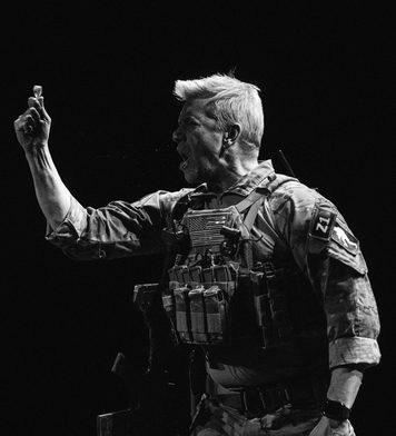 TFPineappleorg's tweet photo. Come and witness an evening of storytelling honoring our Afghan allies and veterans. Join us for a moving performance of Last Out: Elegy of a Green Beret.
Secure your tickets for an unforgettable evening! @scottmannauthor 
https://t.co/7kWin1kCiE
#Lastout #veterans #Ohio https://t.co/EfpNxrQKpc