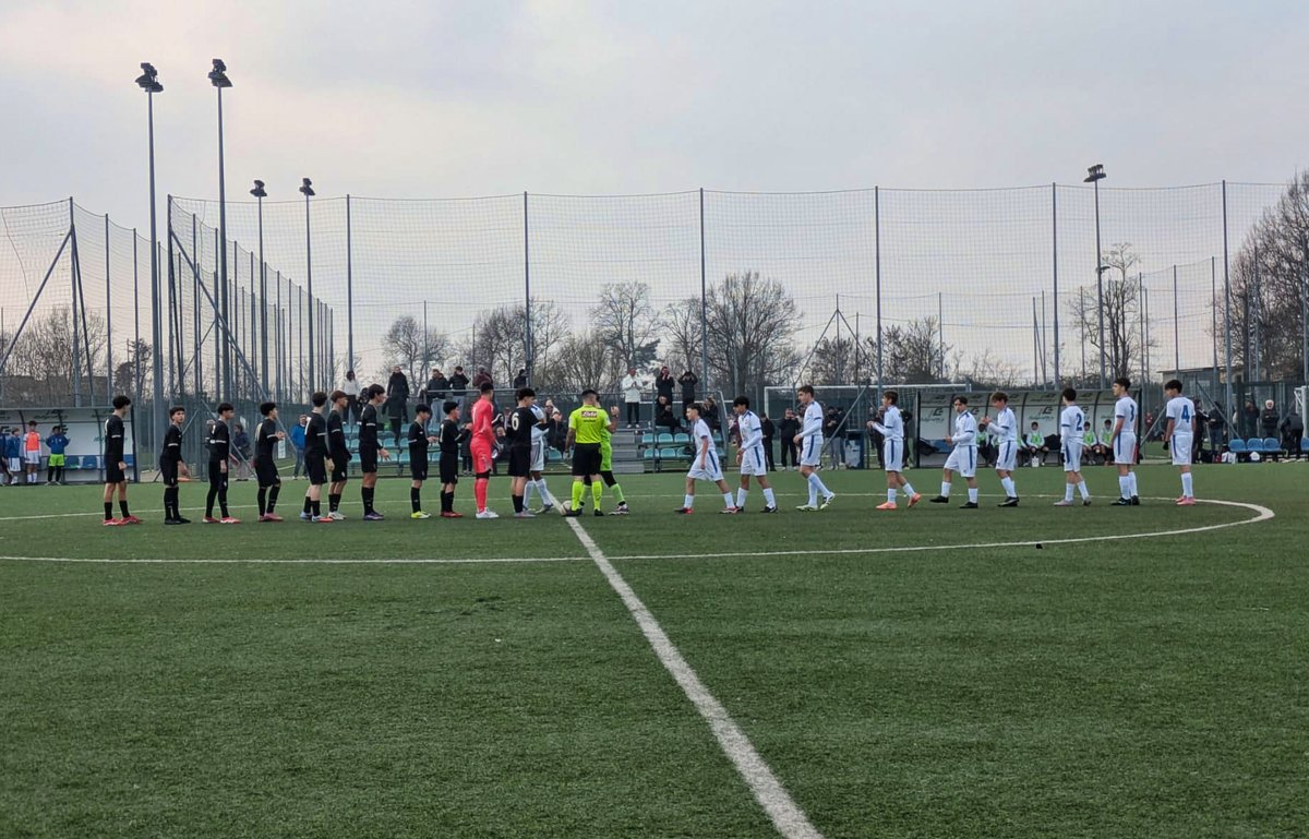 GiovaniBN's tweet image. ✅ #Juventus, l'#Under14 di Mister Loria supera in campionato 7-0 il #Novara. 💪

⚽⚽Modica
⚽⚽Martello
⚽Pipitone
⚽Fazzalari
⚽Capello

➡️ shorturl.at/lEcBA