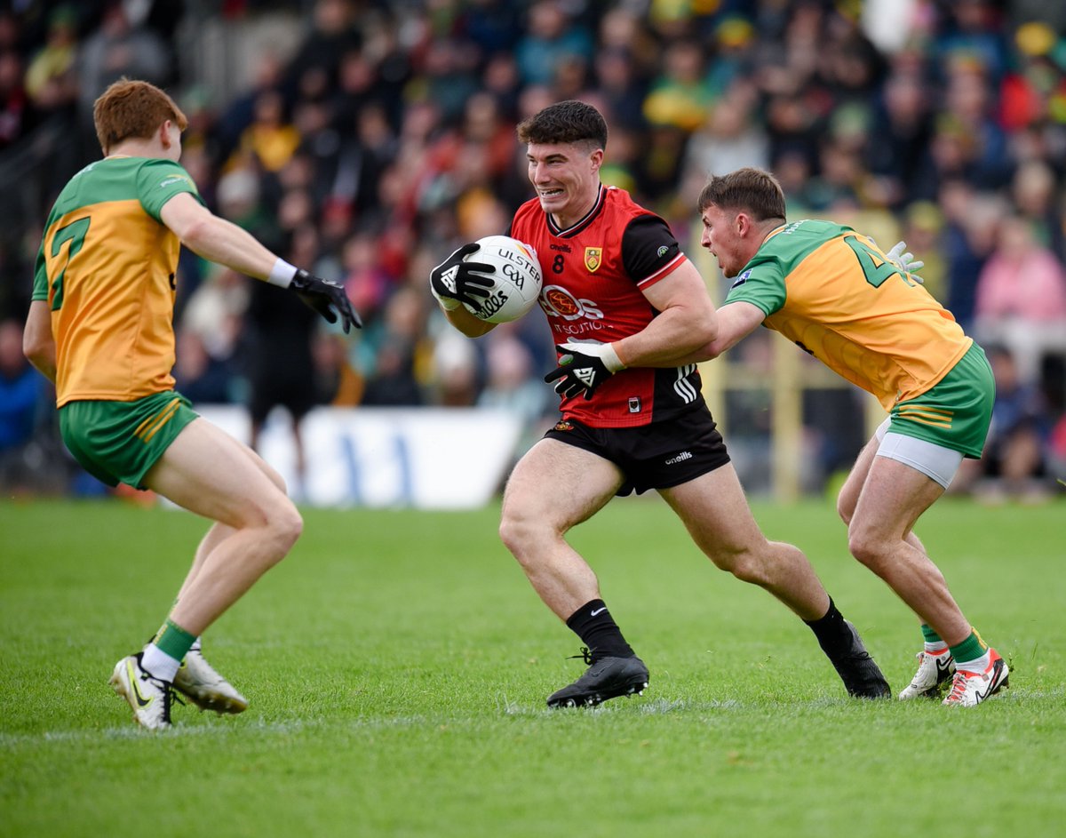 Down left it late, but a last-gasp point from Shane Annett got them the win away to Limerick this afternoon, in a game where Daniel Guinness top-scored with 0-5. 

newryreporter.com/sport/gaa/down…