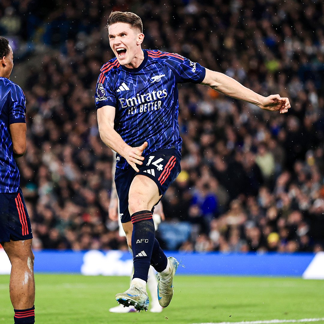 brfootball's tweet photo. Viktor Gyökeres was hyped after making it 3-0 against Leeds 🔴 https://t.co/E78R95zPhr