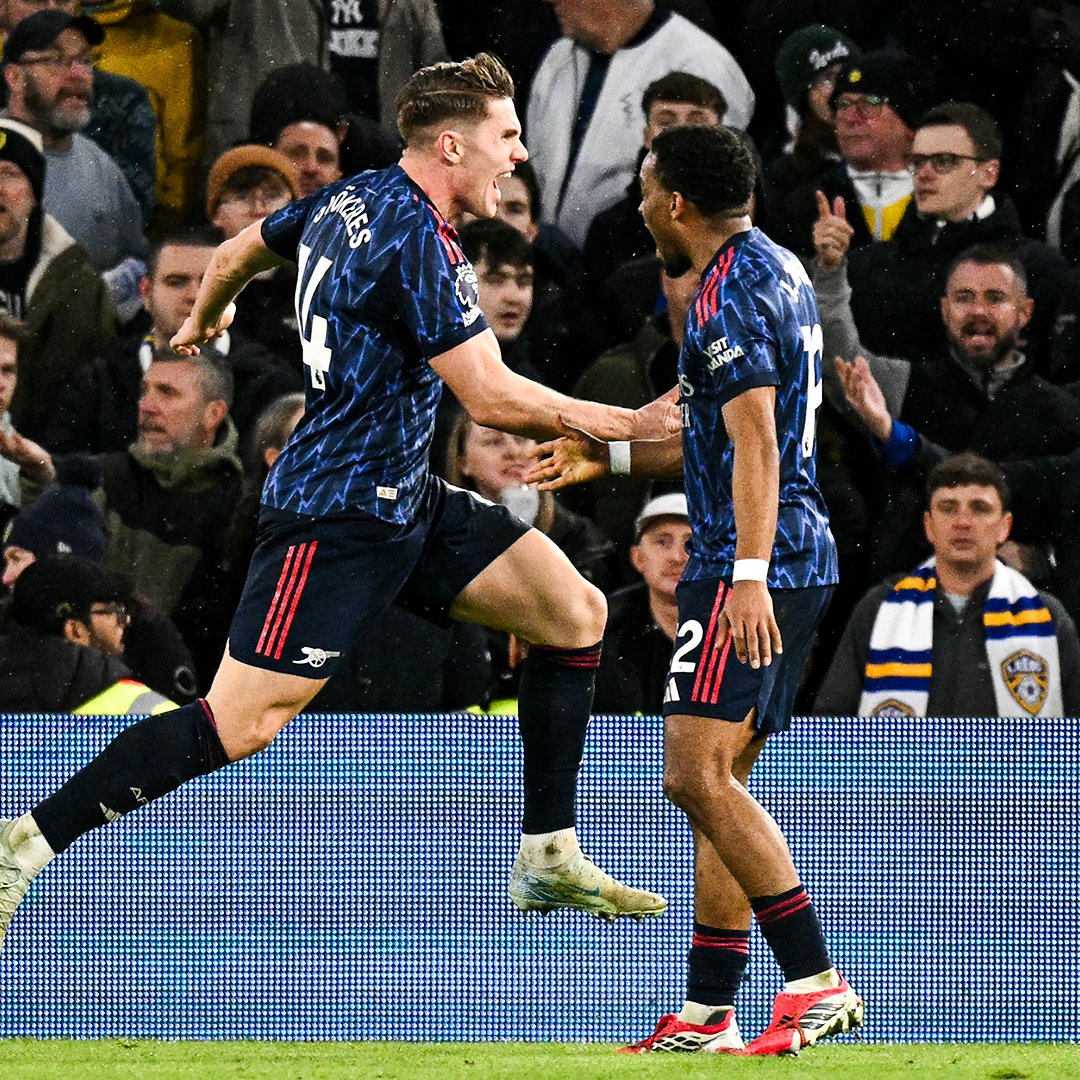 brfootball's tweet photo. Viktor Gyökeres was hyped after making it 3-0 against Leeds 🔴 https://t.co/E78R95zPhr