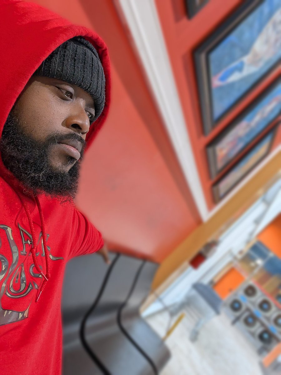 TRILLBlackLos's tweet photo. Happy Laundry Day 🧺🧼🫧
#TellEmLosSaidIt
#NotForNothing
#BlackLos
#HappyLaundryDay https://t.co/w6PLMjElCf