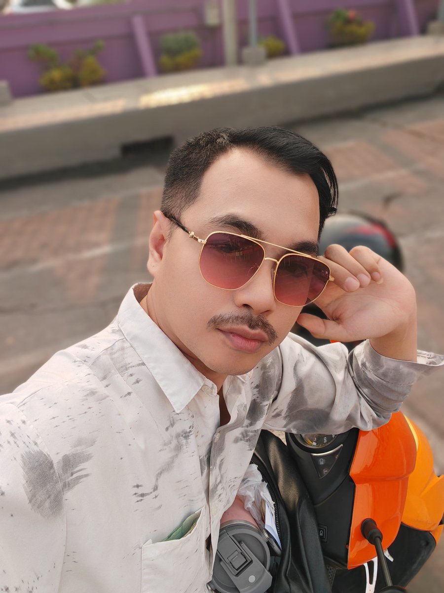 khunchaioatt's tweet photo. แวนท์มาต่อใบขับขี่และทำใบขับขี่
สาธารณะอย่างไกล​ คนทักมาเพียบ
แอปส้ม​ แถวบางขุนเทียน​ เทียนทะเล
ใครอยู่แถวนี้กันบ้าง

#คุณชายหนวดแซ่บ
IG​ : oat2512 https://t.co/xCbBlcgQSq