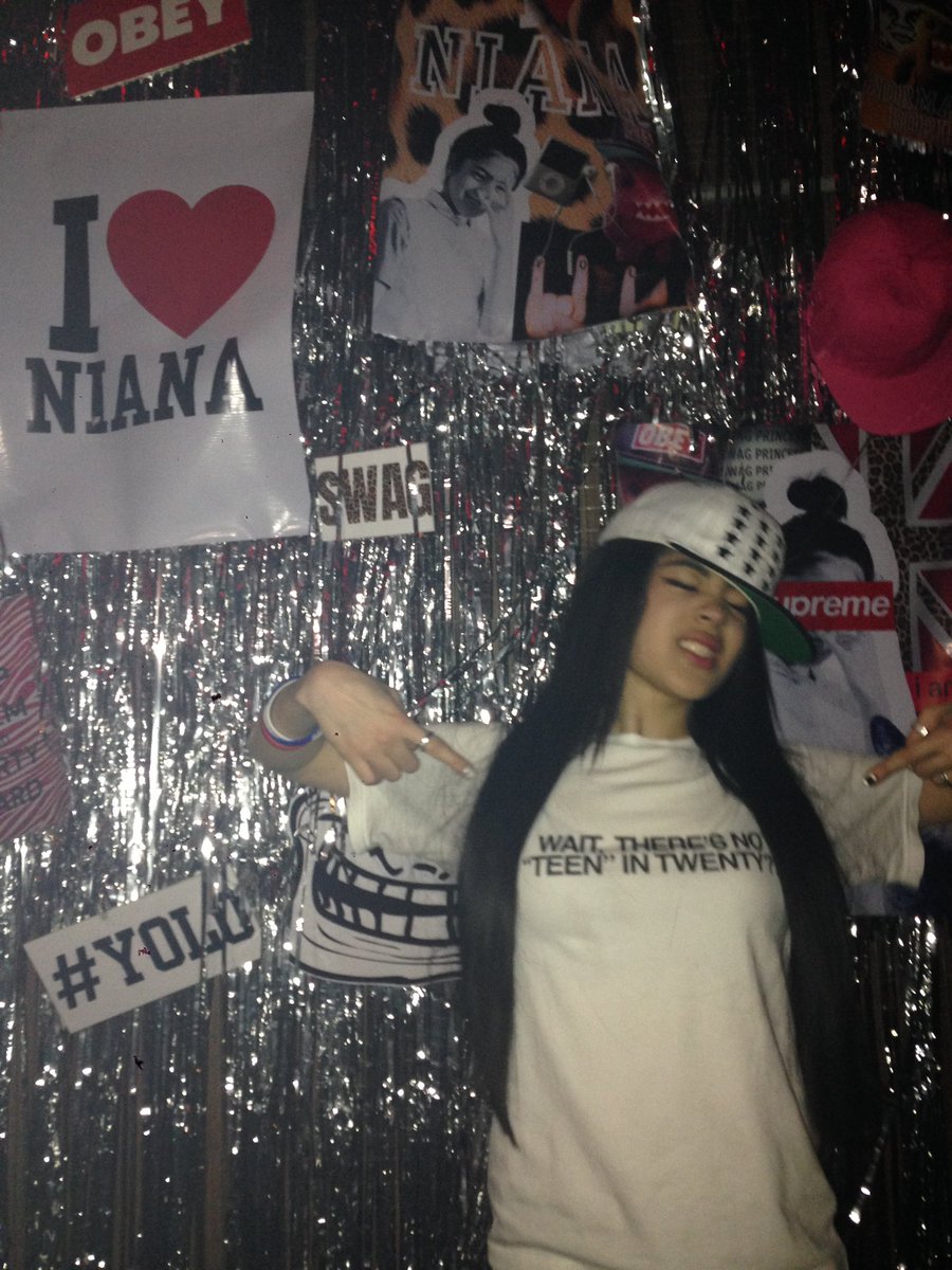 nianaguerrero's tweet photo. fah https://t.co/hvTJdPn6uZ