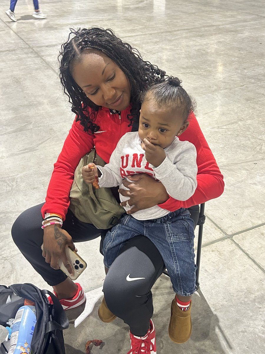 Carmelita Jeter tweet media