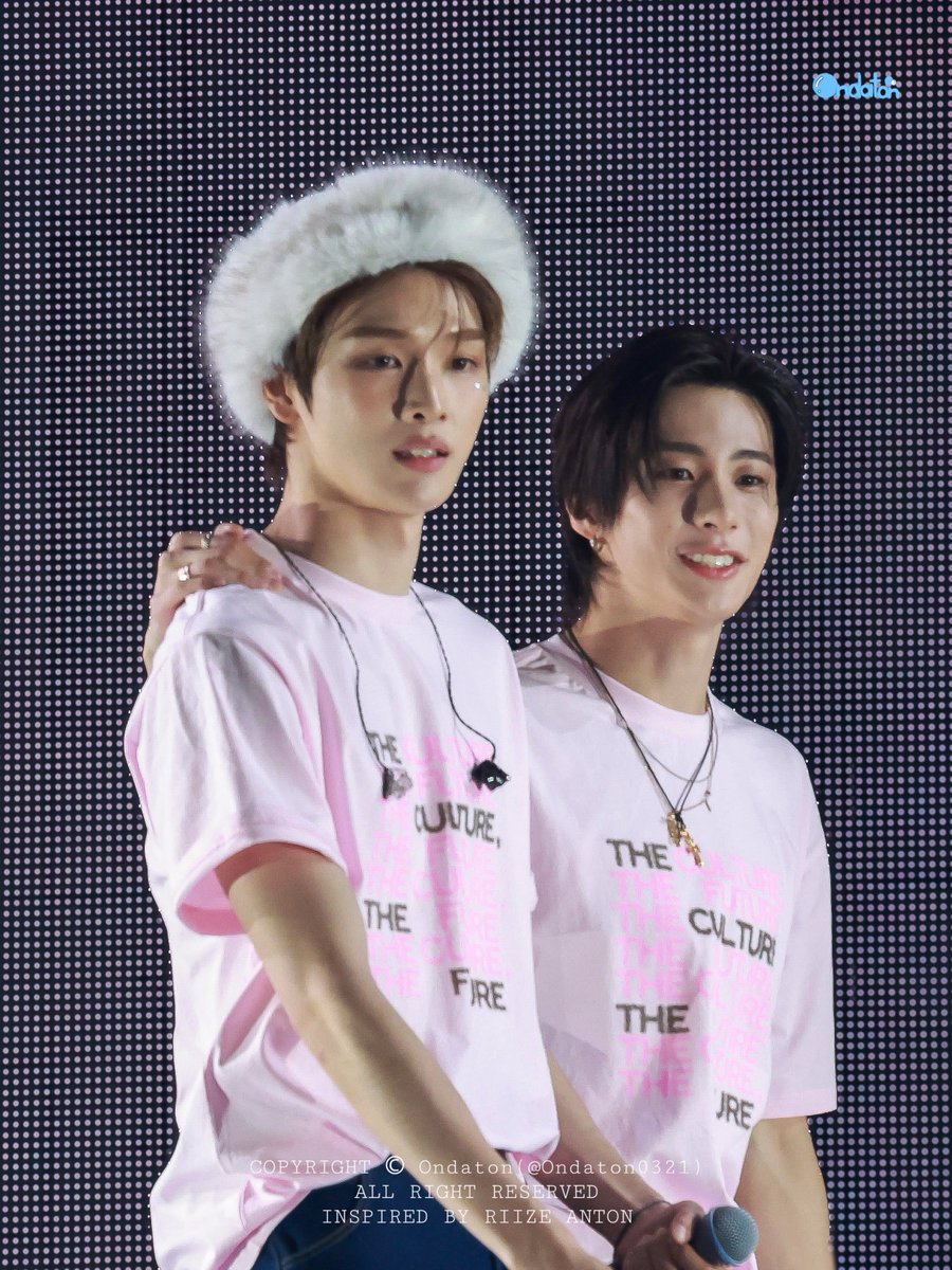 260131 SMT FUKUOKA 앤톤(ANTON)

성찬영🫶🏻

#앤톤 #ANTON #アントン #라이즈 #RIIZE #ライズ #SMTOWN_LIVE_FUkuoka #SMT #슴콘 #성찬 #SUNGCHAN #ソンチャン