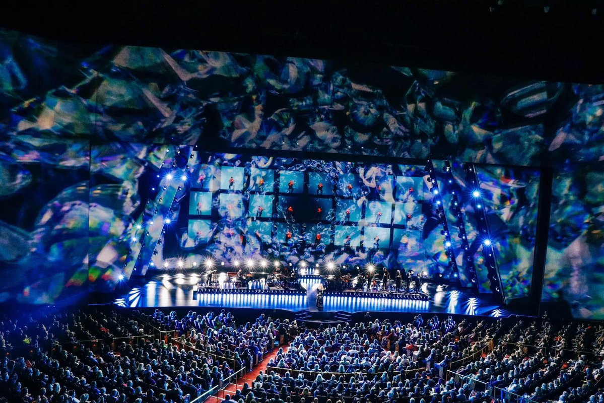 god_adele05's tweet image. Weekends with Adele