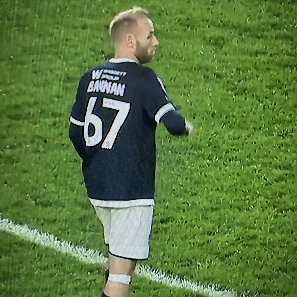 LowleyW's tweet photo. I hate it.

#SWFC 🦉 https://t.co/oz8eW7cyAo