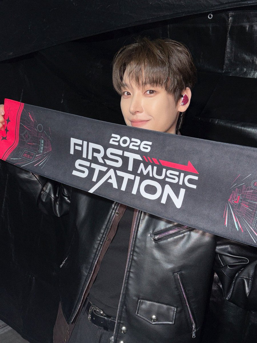 JenKaySF9's tweet image. With the colliding of his two selves, #Inseong has truly blossomed!! 🎶🔊💖🌼😍♥️

@SF9official 
#SF9 #INSEONG #인성 #Crossfade #Mute_is_Off