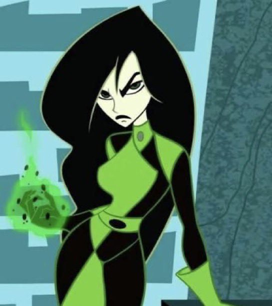 WrestlePurists's tweet image. Shego vibes for Roxanne’s attire 🔥

#RoyalRumble