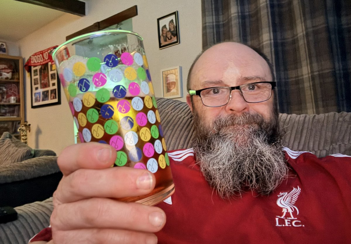 Sean Banks tweet media