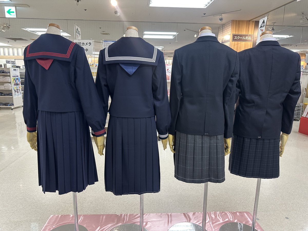 StarSailorCol's tweet photo. まだブレザーMCしてないところがある！
3枚目は3年前の様子 https://t.co/zdcduqm8XE