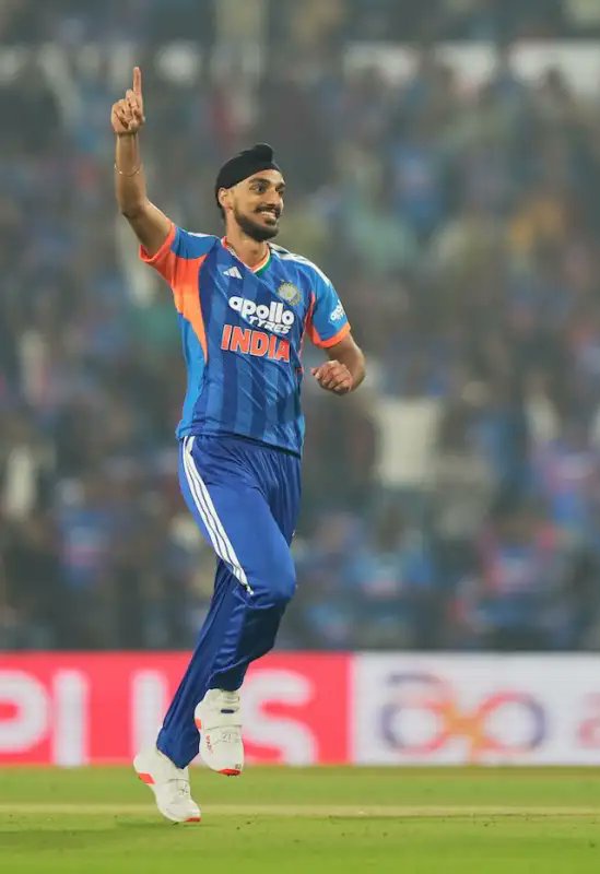 TheSonuJaat's tweet photo. 🚨ARSHDEEP SINGH PICKED UP A FIVE WICKET HAUL IN THIRUVANANTHAPURAM.
Terrific Spell by @arshdeepsinghh
#INDvNZ #ArshdeepSingh #NZvIND #Fifer #IshanKisan https://t.co/W1cYZfWE2k