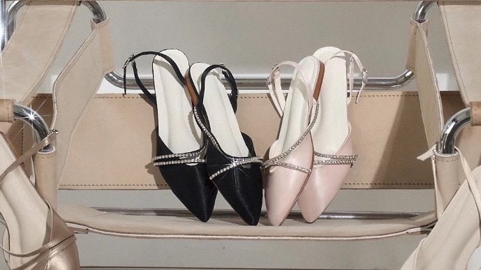 5 lewes 100/10
ยกให้เลย ความสวย ความแพง ความแกลม ความเพชรทำให้ดูโต ดู mature สวยแบบสง่ามาก
: s.shopee.co.th/5VPVxx6xWw

6 look at we 100/10
ความสวยจึ้ง แกลมยกให้อีก ในราคาน่าร้าก ดูเรียบหรูแต่ก็มีอะไร ดูแพงมาก แนะนำๆๆ
: s.shopee.co.th/2VluOYgE2Q