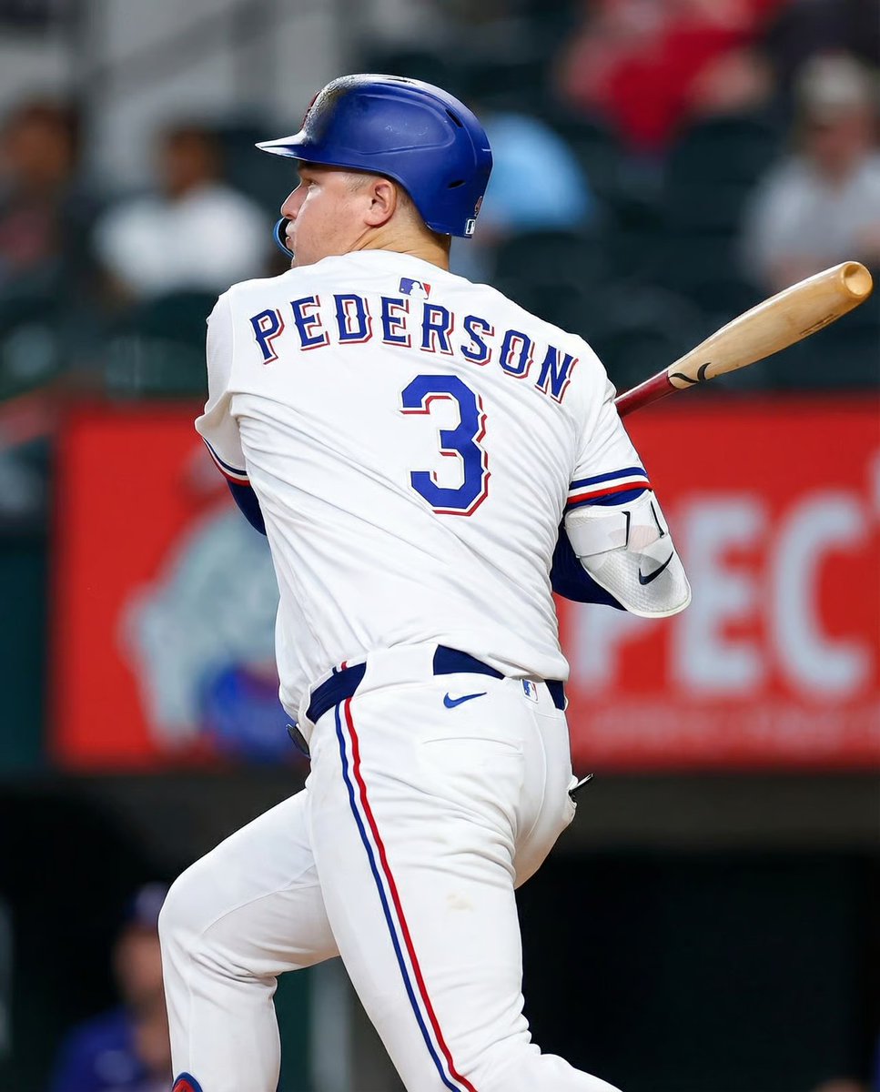 Rangers__Nation's tweet image. Joc Pederson is changing his number from 4 to 3 

He wore 3 in 2024 with the Arizona Diamondbacks, but the number was taken by Leody Taveras when he signed with Texas

(H/T: @JoeSiegler)