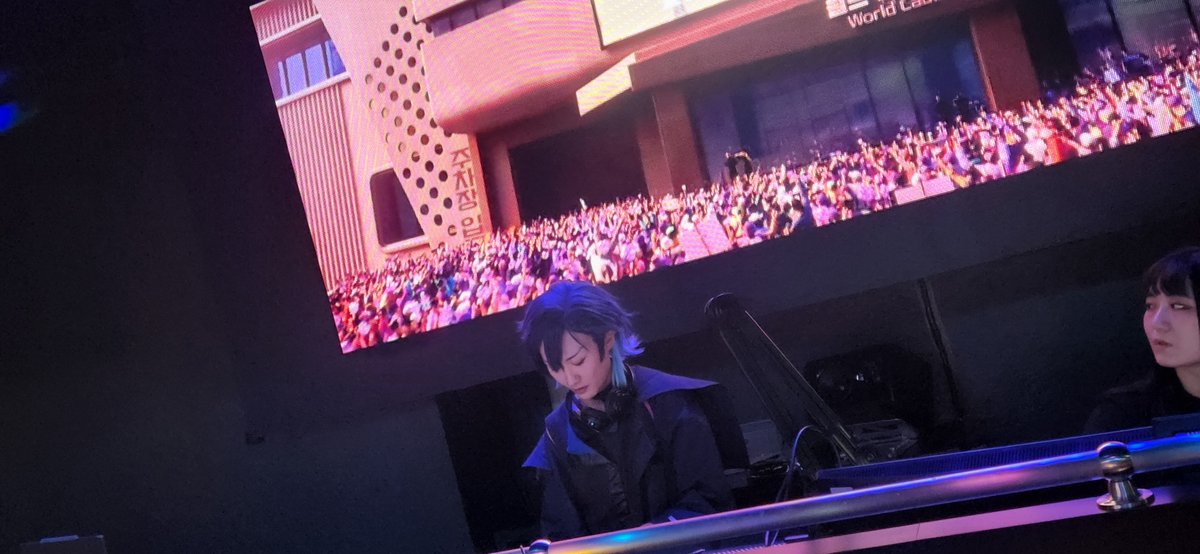 6枠目Maiさん
海外作品タイム盛り上がってます꜀^. ̫.^꜆